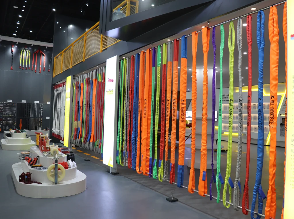 different types of lifting slings for industrial lifting operations
